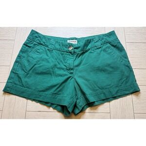 Magellan Outdoors women's Green‎ chino shorts. Hiking Nature Classic Sz 10
